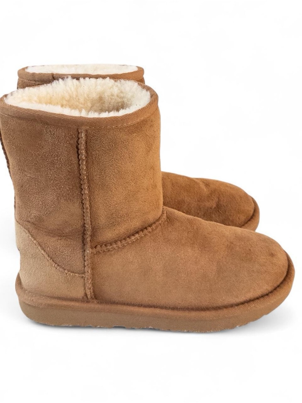 UGG Classic II Kids Chestnut Brown Boots Girls Size 2